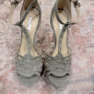 BCBG Generation Light Green Suede High Heeled Sandals Size 9